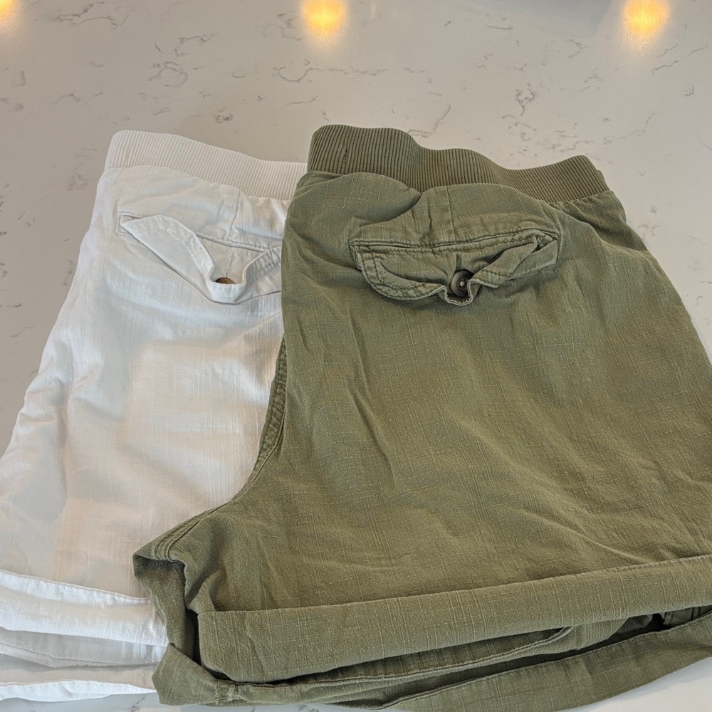 Size L Sonoma Olive Green & White Casual Shorts Bundle